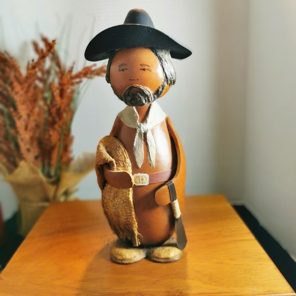 Vintage Hand Made Folk Art Leather Gourd Man in a Cowboy Hat Uruguay - Picture 1 of 14